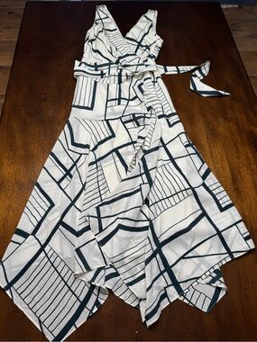 club monaco plaid dress Club Monaco Plaid Seamed Vneck Dress